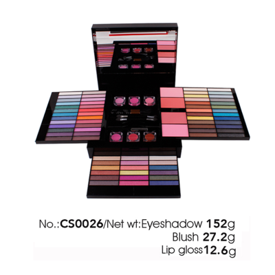Private label makeup set (include eyeshadow, blusher,compact powder) Private label makeup set (include eyeshadow, blusher,compact powder)