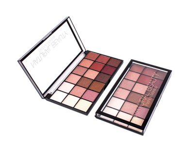 Murah 18 warna Eyeshadow palette private label ES0368