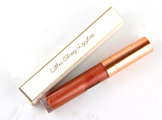 Lip gloss shimmer / moisturizing texture private label - LG0365 Lip gloss shimmer / moisturizing texture private label - LG0365