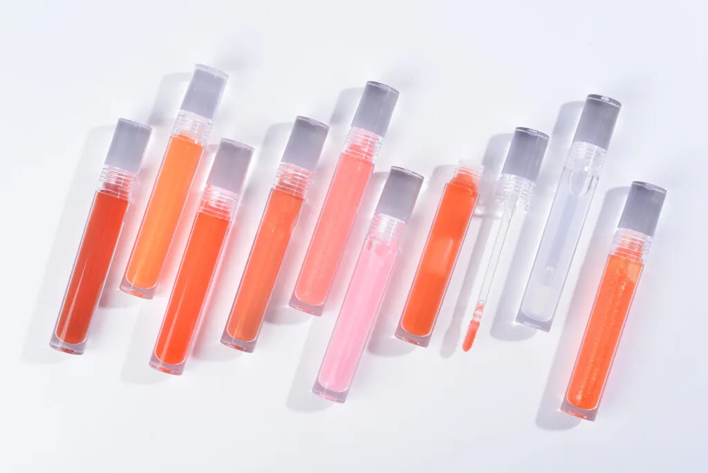 Private label Plumping lip gloss- LG0390