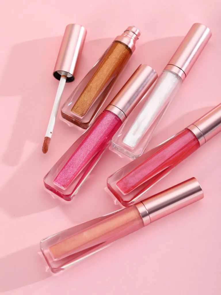Wholesale sparkly & shimmer lip gloss no label with Rose gold packaging | LG0371