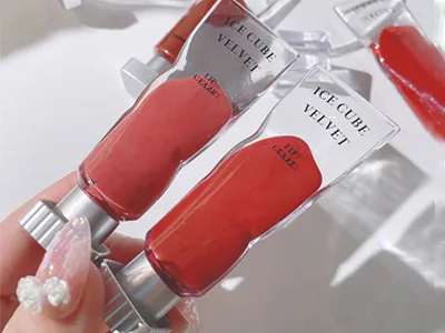 Esmalte de labios de terciopelo de marca privada - LG0425