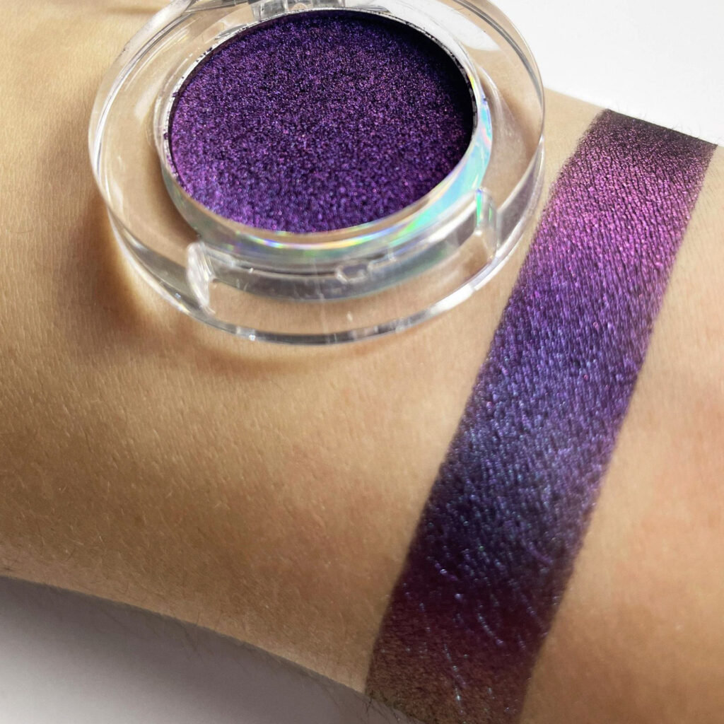 Super Pigment Multi-Chrome & Holographic Eyeshadow Private Label ES0638 Super Pigment Multi-Chrome & Holographic Eyeshadow Private Label ES0638