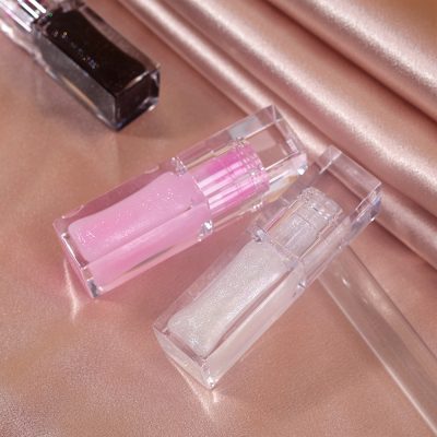 Private Label Color-Transforming Shimmer Lip Gloss