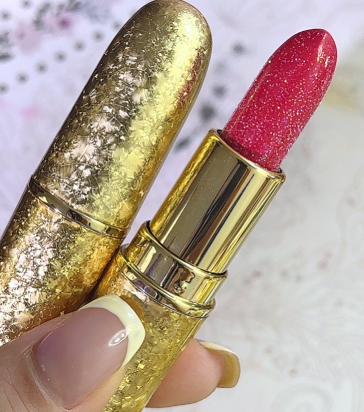 Private Label Moisturizing Lipstick with a Subtle Pearl Shine 16