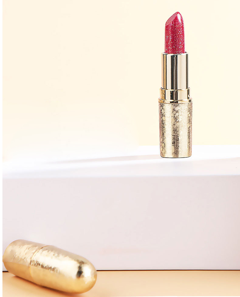 Private Label Moisturizing Lipstick with a Subtle Pearl Shine 18