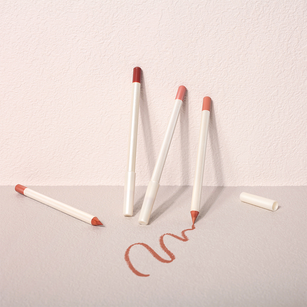 Private label lip liner