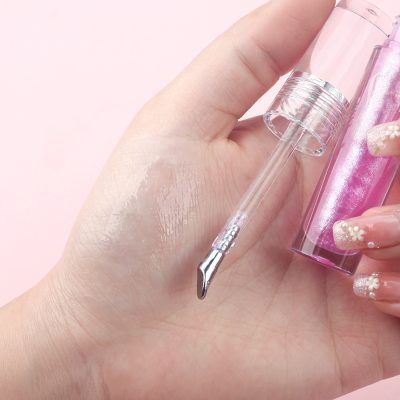 Private Label Cooling Plumping Lip Gloss with Hyaluronic Acid