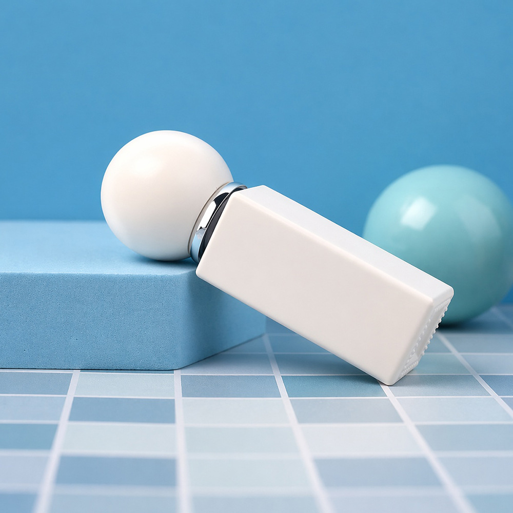 Custom SPF50+ Sunscreen Lip Oil | Private Label Clear Lip Oil Custom SPF50+ Sunscreen Lip Oil | Private Label Clear Lip Oil